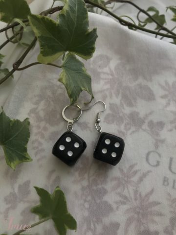 imusau.lt | parduodama rankų darbo auskarai // dice cube earrings
